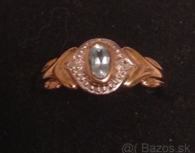 Starožitný 9k zlatý prsteň s aquamarínom a briliantami šperk